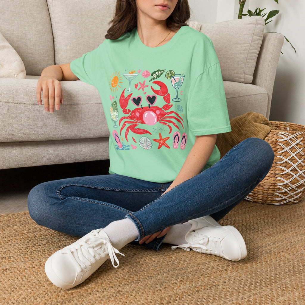 Crabby Cocktail Beach T-Shirt — Cute Summer Crab Graphic Tee