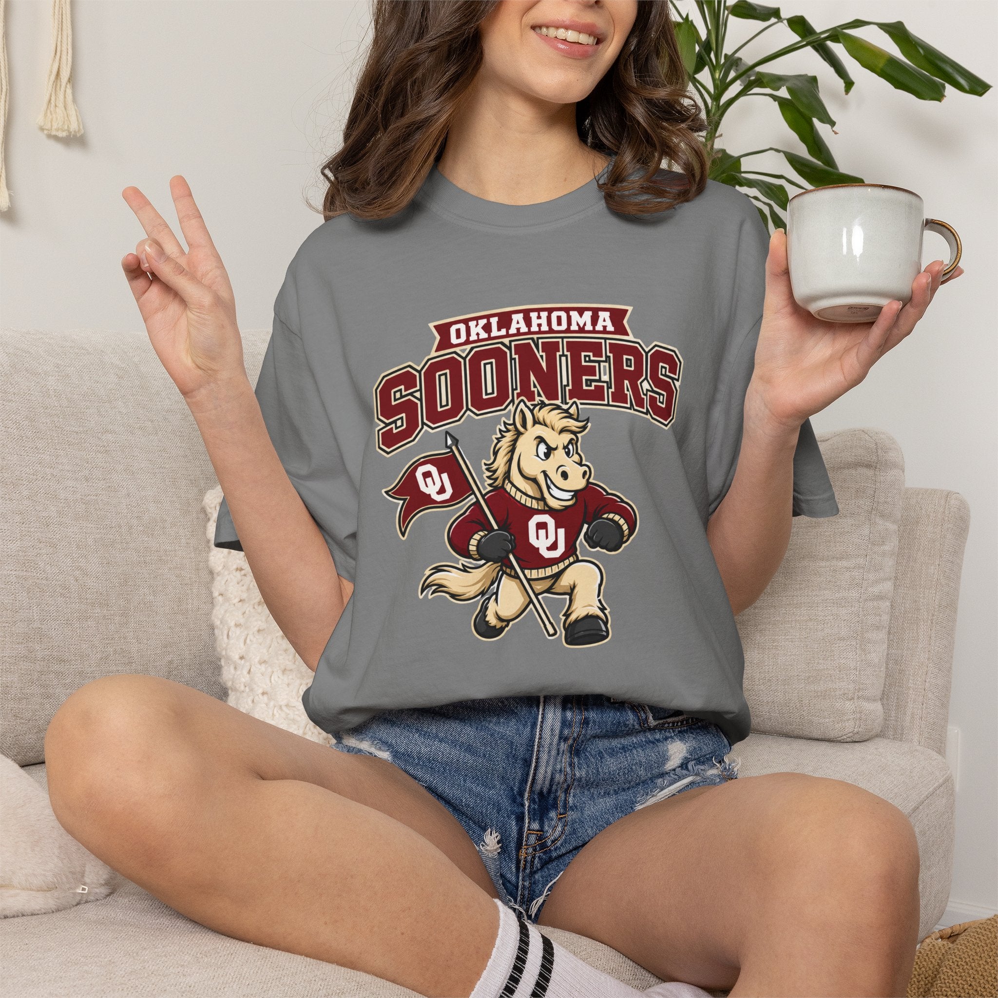 Sooners Mascot T-Shirt — Oklahoma Sooners Vintage College Game Tee