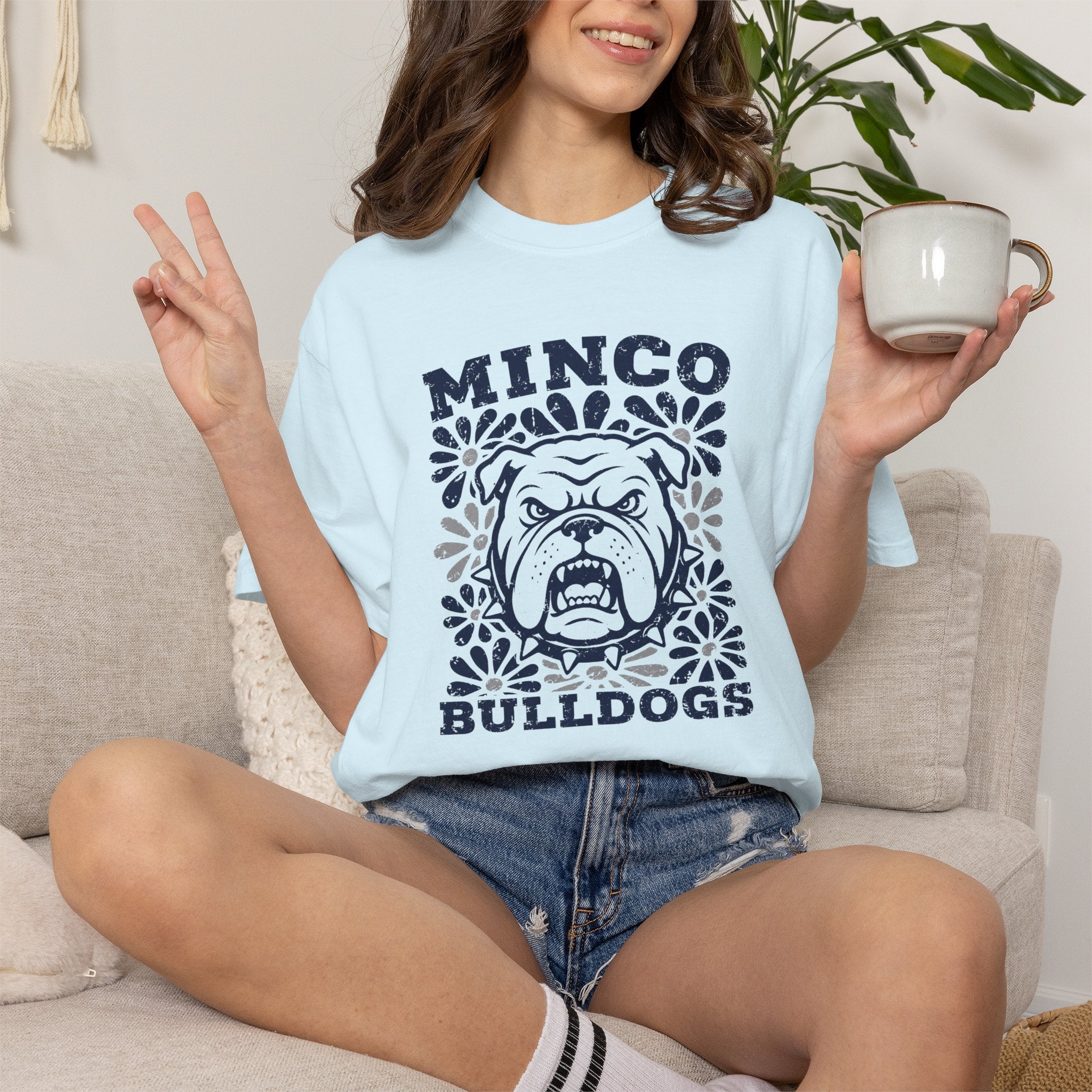 Minco Bulldogs T‑Shirt — Vintage Bulldog Mascot Tee