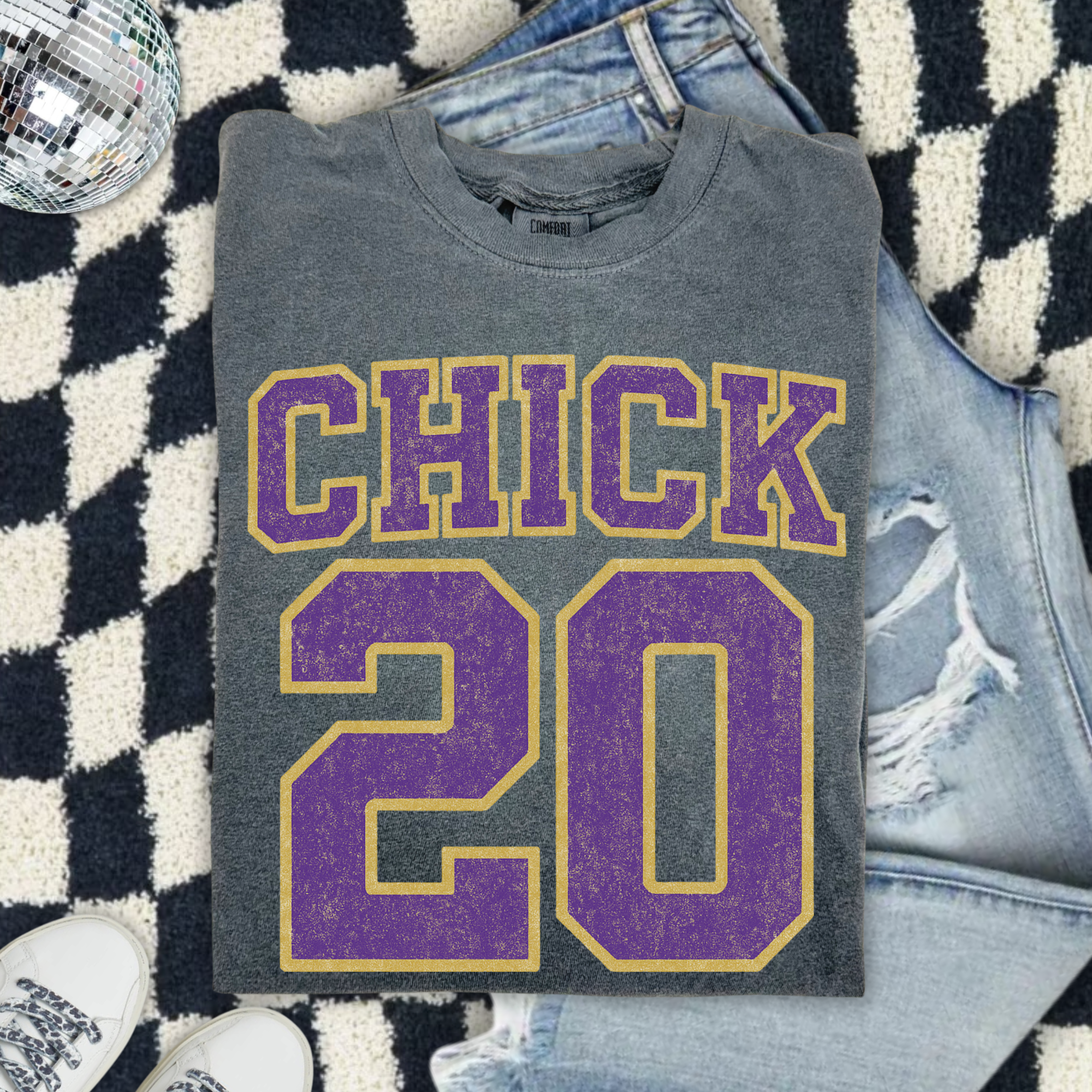 Chick 20 Vintage Sports Tee