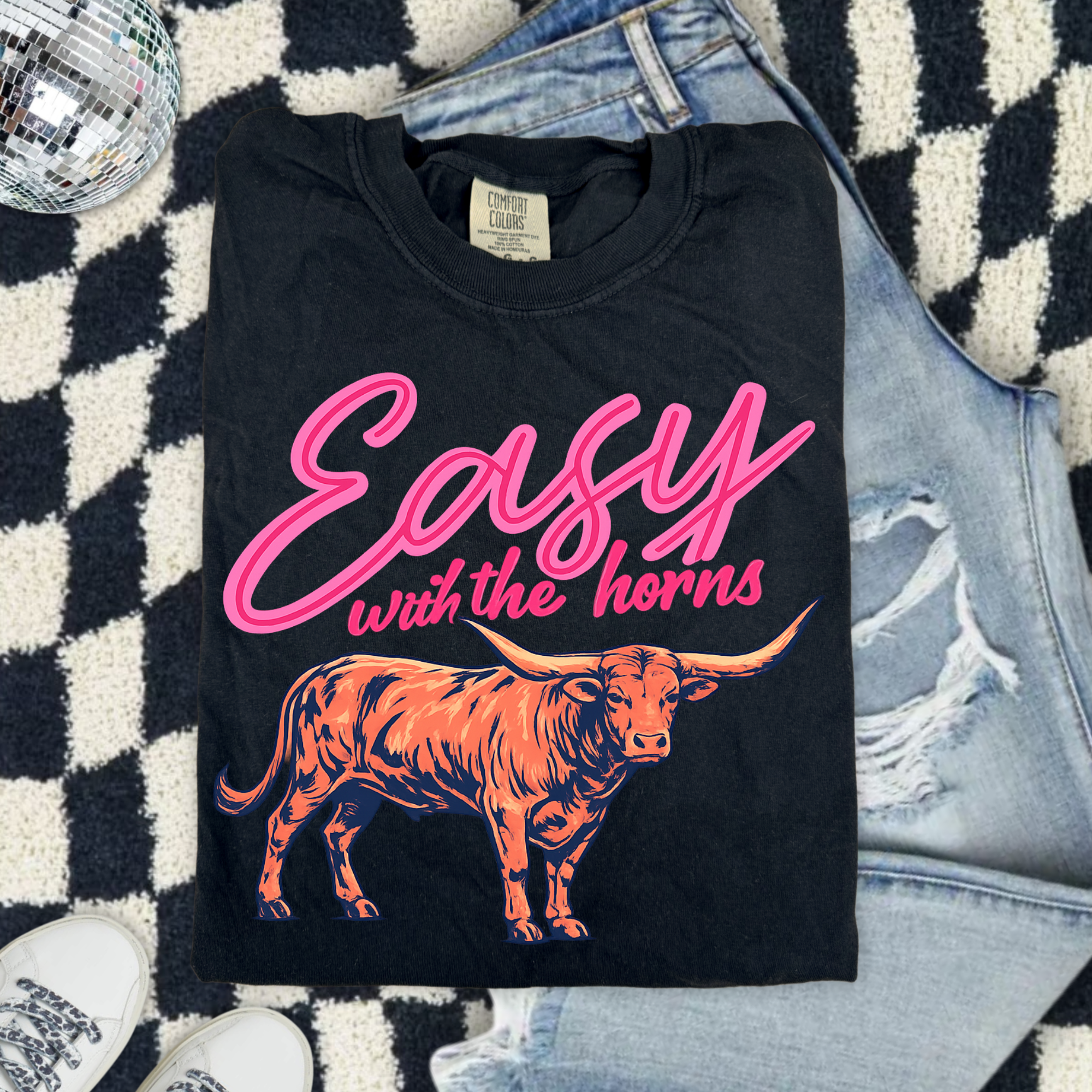 Easy With The Horns Longhorn Graphic T-Shirt — Vintage Western Cowgirl Tee