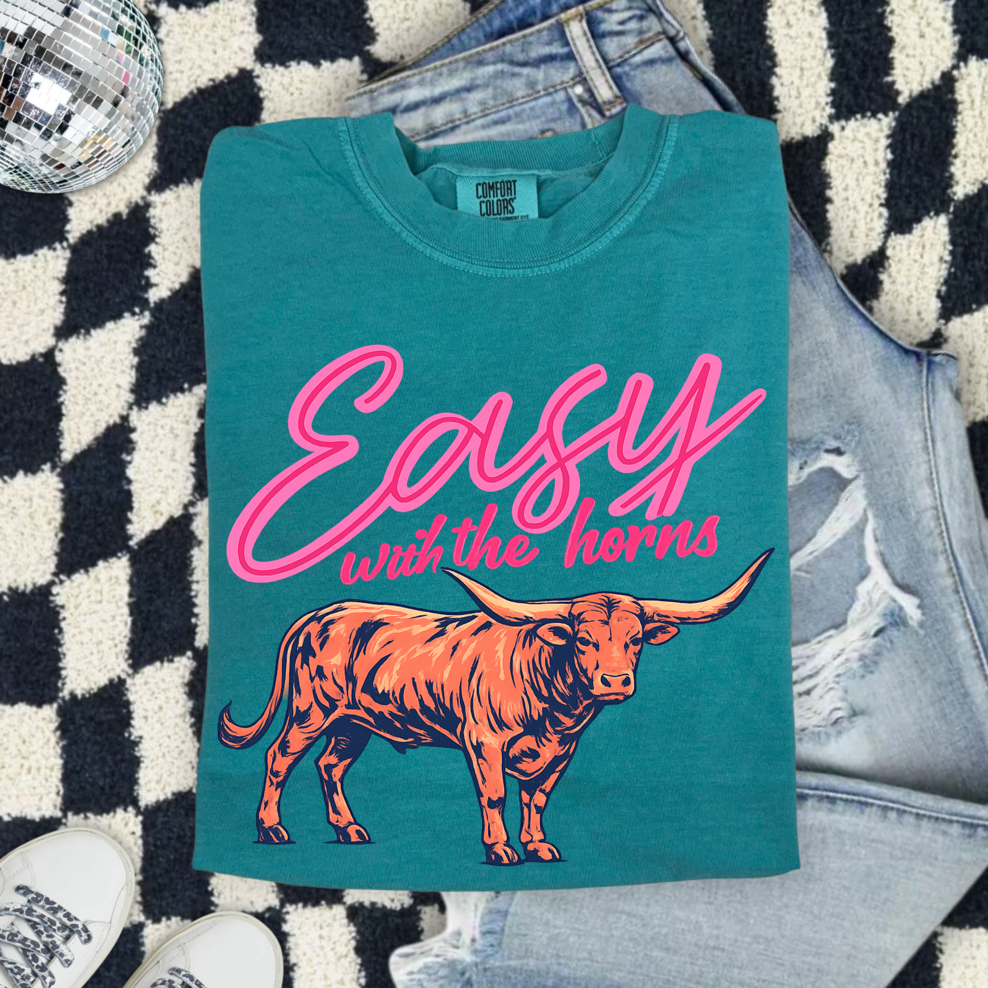 Easy With The Horns Longhorn Graphic T-Shirt — Vintage Western Cowgirl Tee