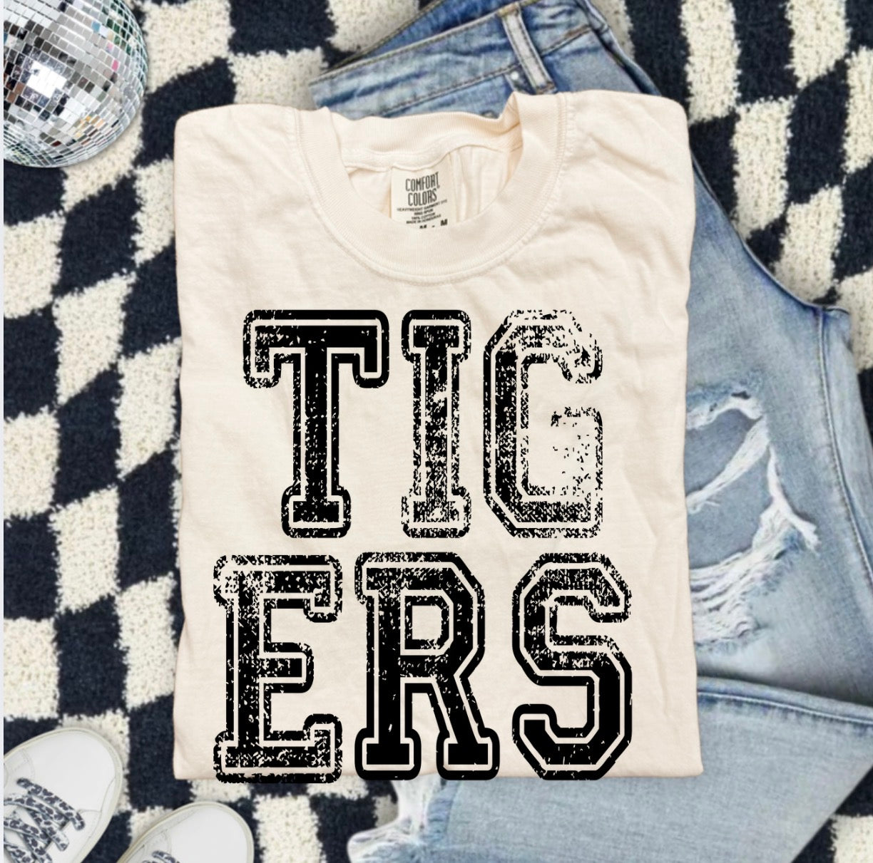 Tigers Vintage Distressed Tee