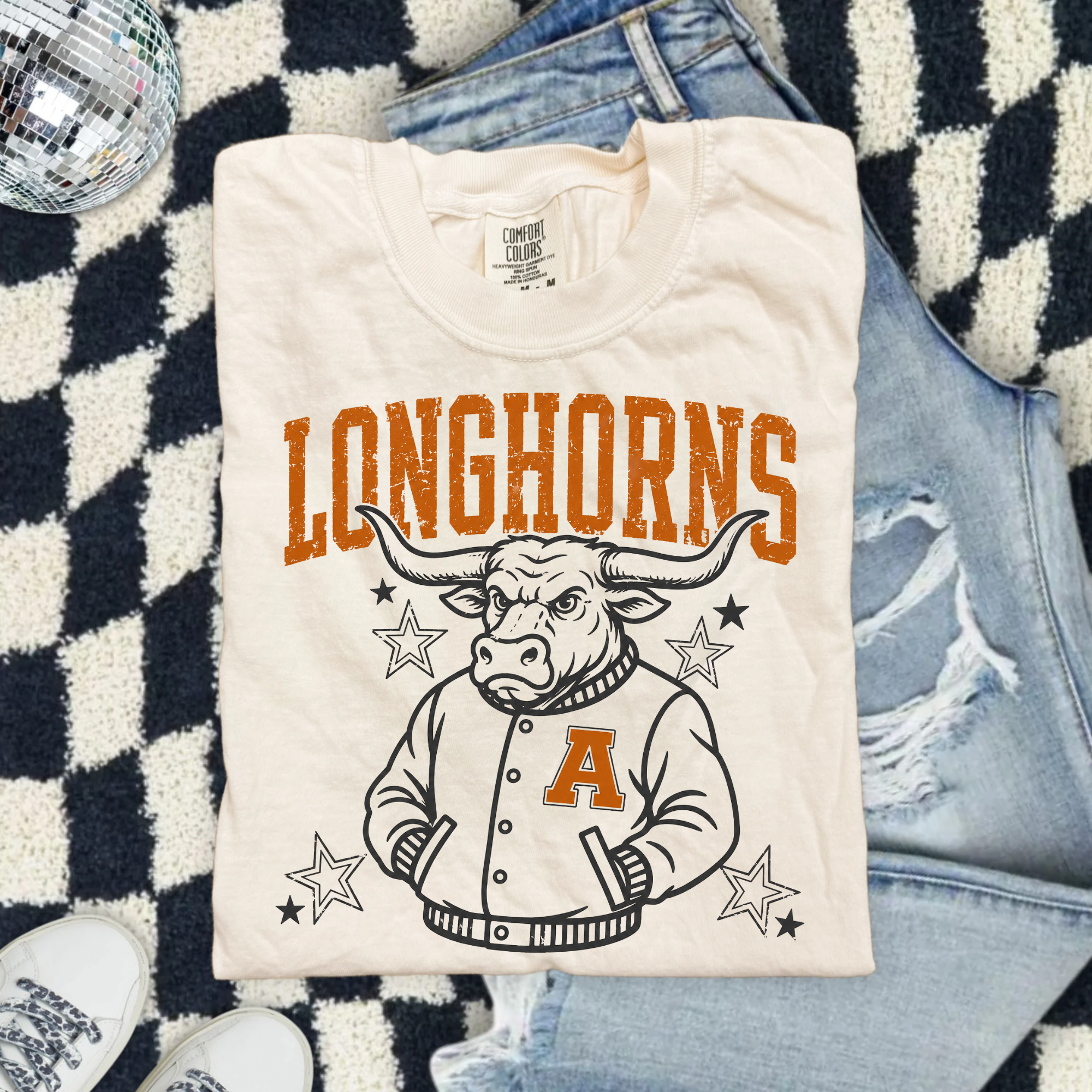 Alex Longhorns Mascot Tee — Vintage Varsity Bull Graphic T-Shirt